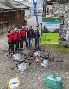 Wir wandern auf Hütten, der Rest kommt per E-Drohne 2 (c) IONICA/ Didi Kopf